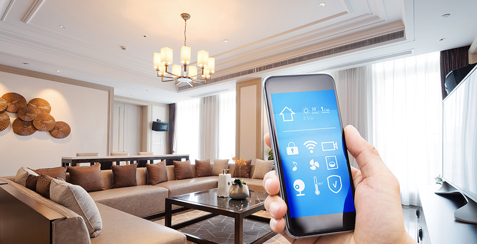 Apps mòbils controlant la domòtica a casa